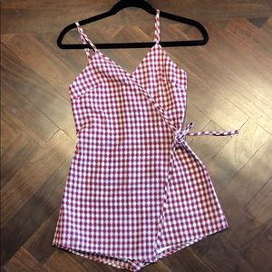By The Way Gingham Mini Wrap